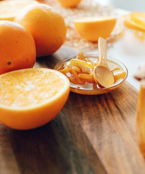 Domači sirup proti kašlju: Preprost recept, ki ga obožujejo tudi otroci in dejansko pomaga