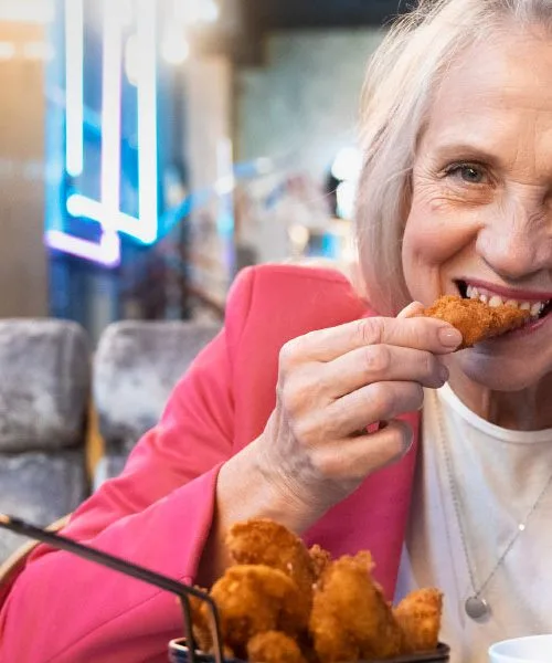 Prehrana starejših: kaj se po 60. letu resnično spremeni