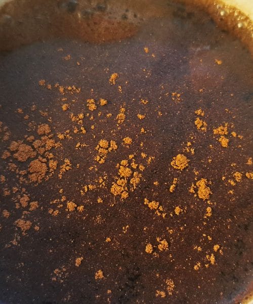 Kava s cimetom? Poglejte, kaj se zgodi z vašim krvnim sladkorjem po prvem požirku