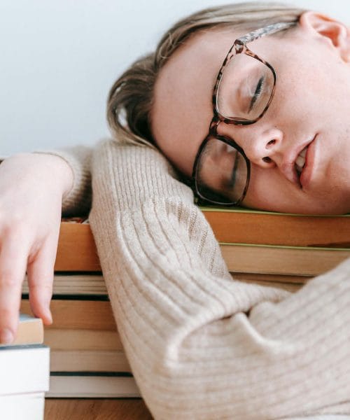 Veliko ljudi spomladi občuti nenavadno utrujenost, tu je razlog