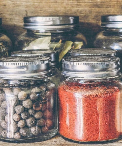 Organizacija začimb: Zakaj jih nikoli ne smete imeti tik ob štedilniku