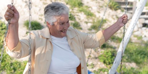 Prvi vroči dnevi lahko močno vplivajo na krvni tlak – posebej po 60. letu