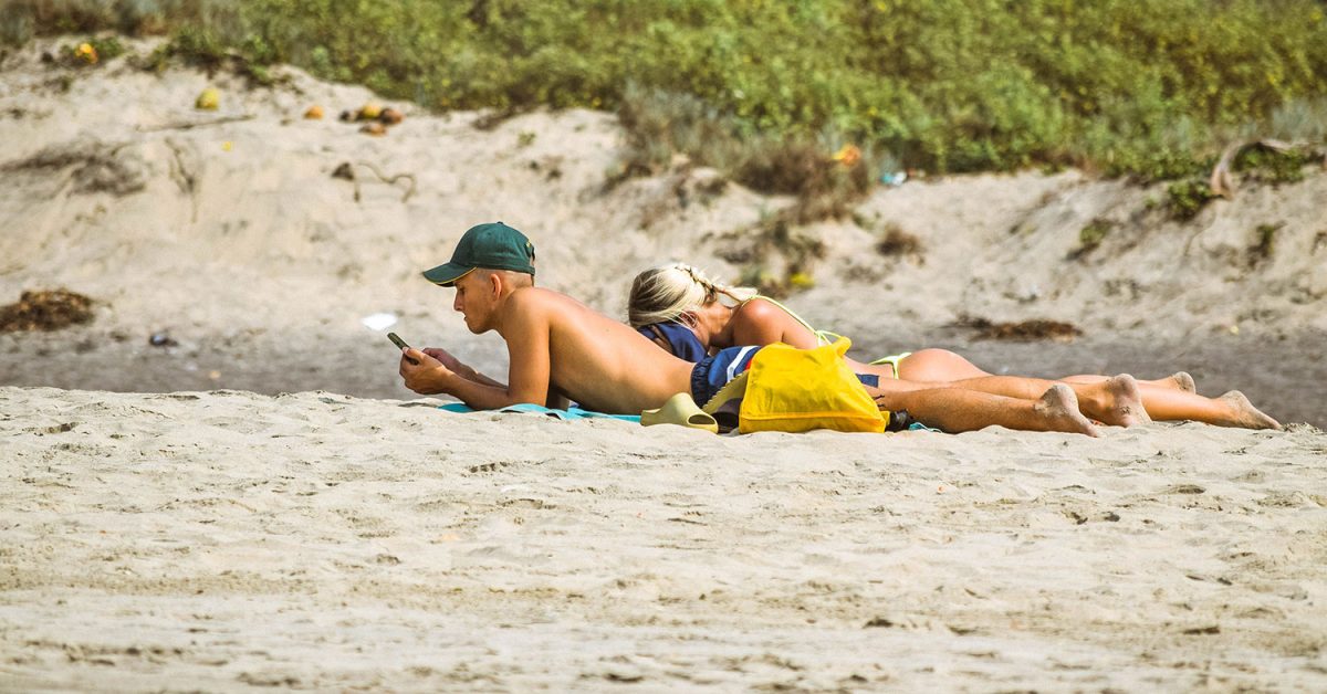 Ljudje na plaži